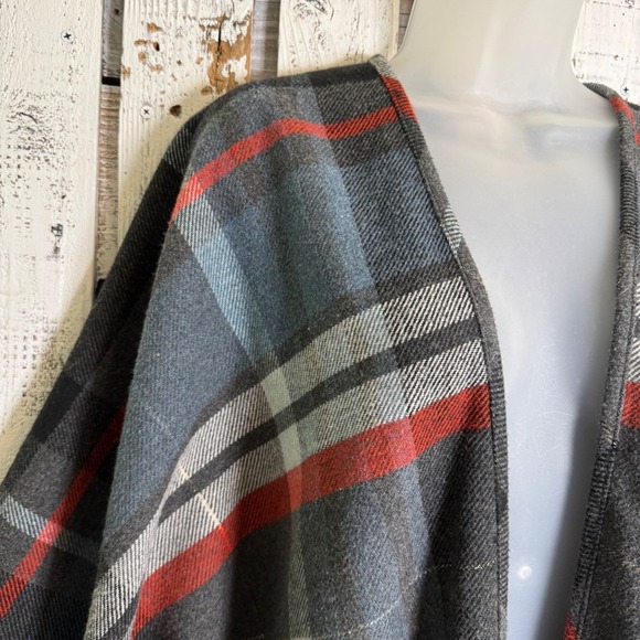 Merona Plaid Open Front Blanket Poncho Cape Women S/M Wool Blend Snap Sides Fall - Picture 9 of 13